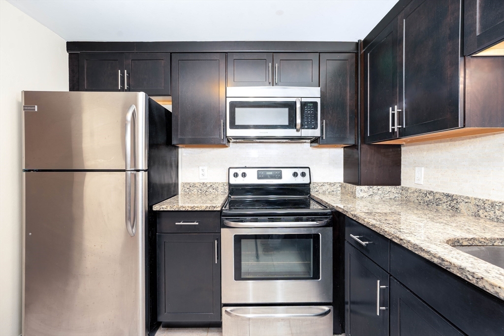 185 Quincy Shore Dr 28