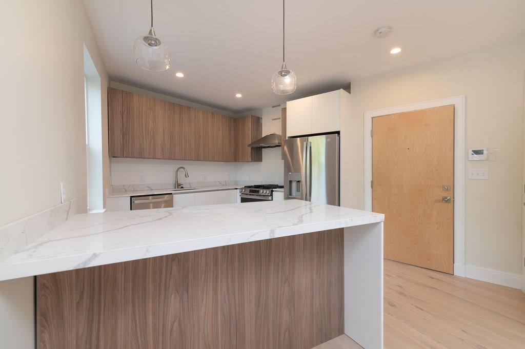 488 Quincy Avenue 07