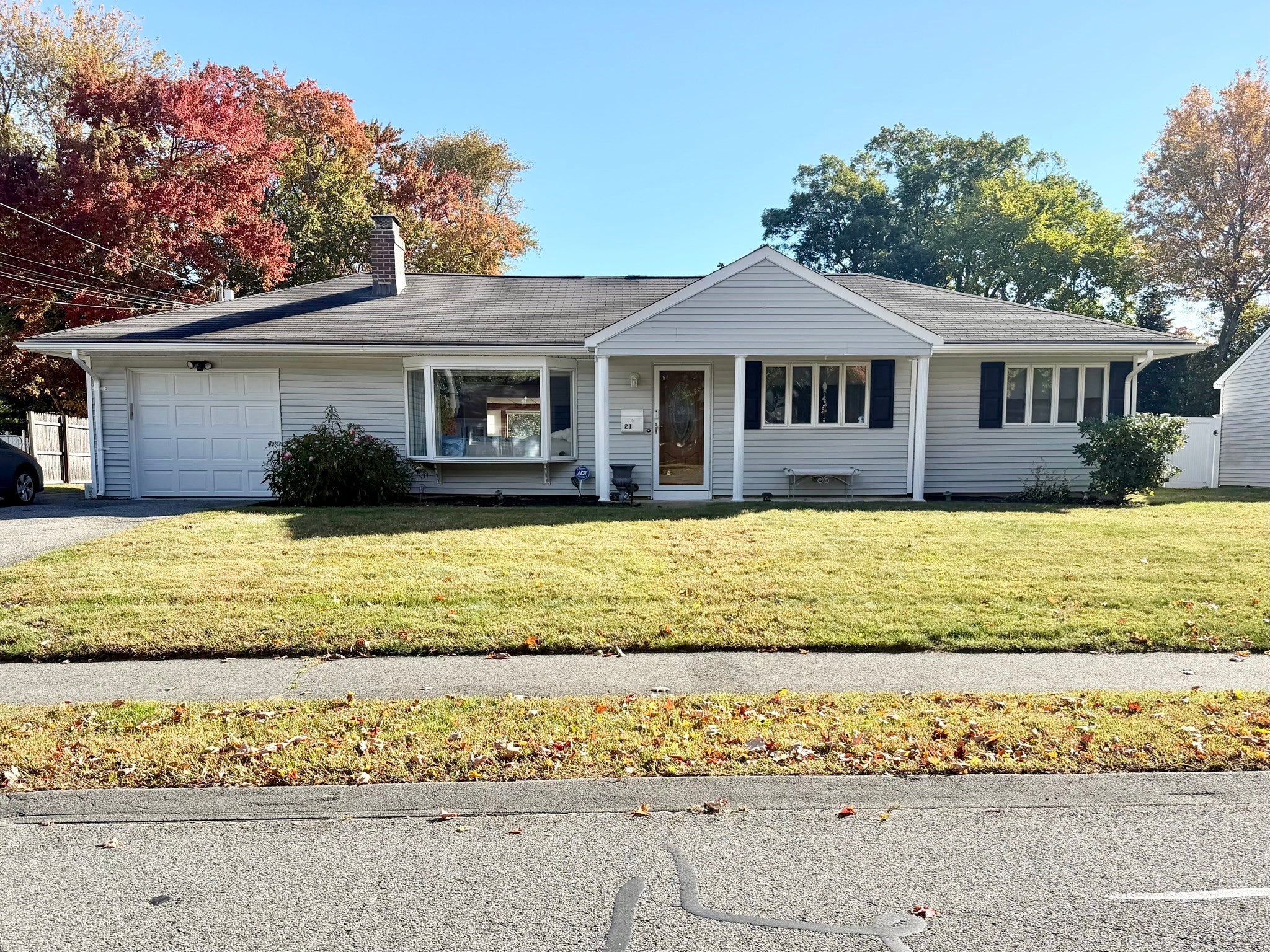 Click for 21 Wethersfield Rd, Natick, MA slideshow Click for 21 Wethersfield Rd, Natick, MA slideshow