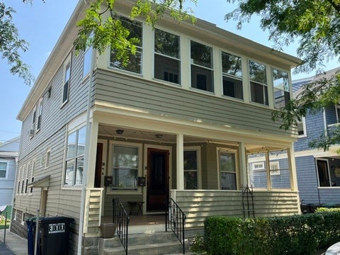 Photo of 32 Hamilton RD #1, Somerville, MA 02144 (MLS # 73543601)