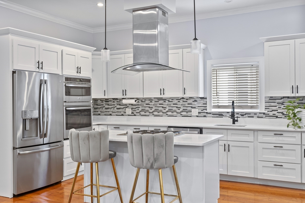 1008-1010 River St 1
