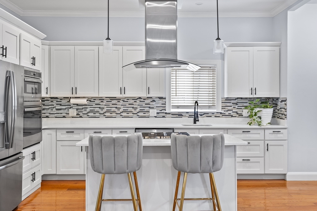 1008-1010 River St 1