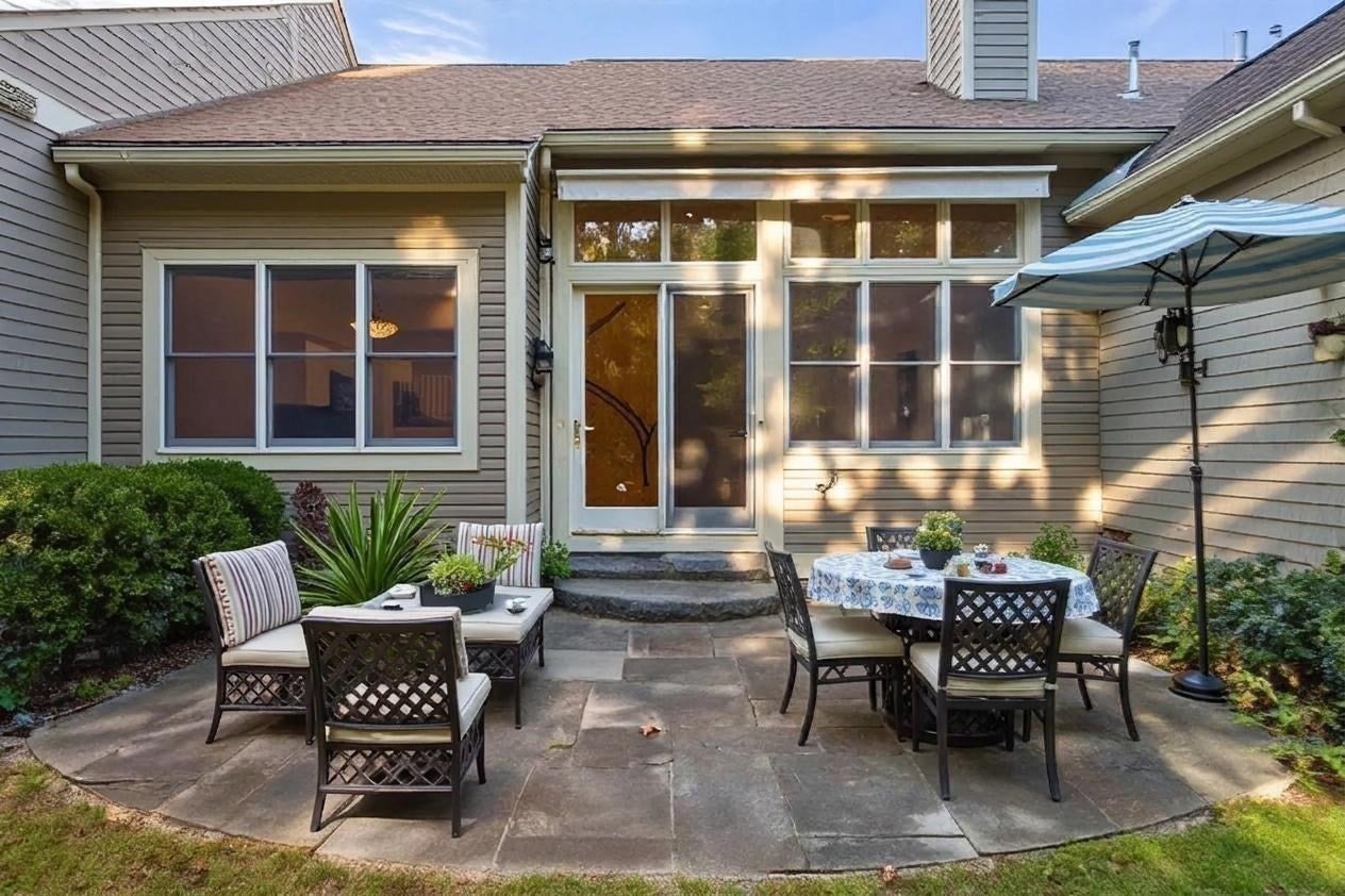 217 Nobscot Road 217