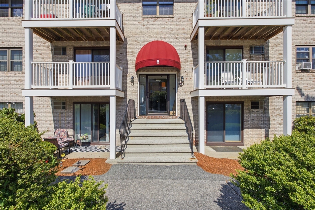 6 Kenmar Dr 4