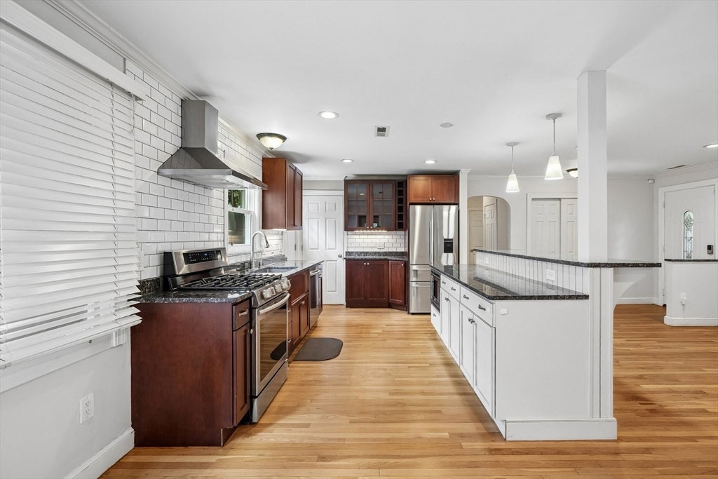 45 Adanac Rd