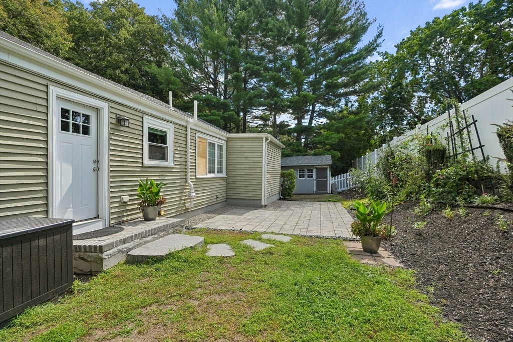 45 Adanac Rd