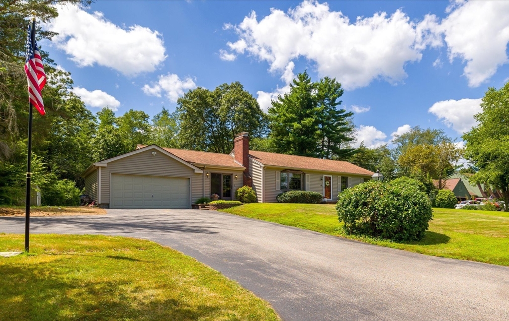 6 Hillside Dr