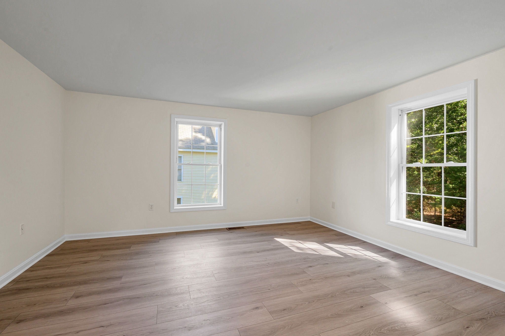 118 Barbara Ln #118, Hudson, NH Photo #16