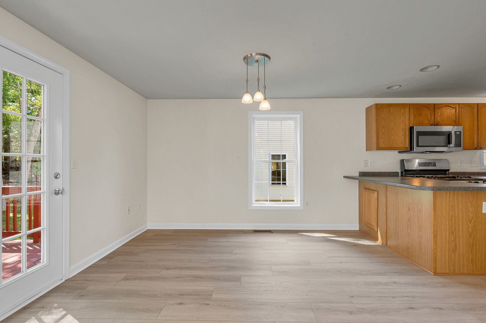 118 Barbara Ln #118, Hudson, NH Photo #6