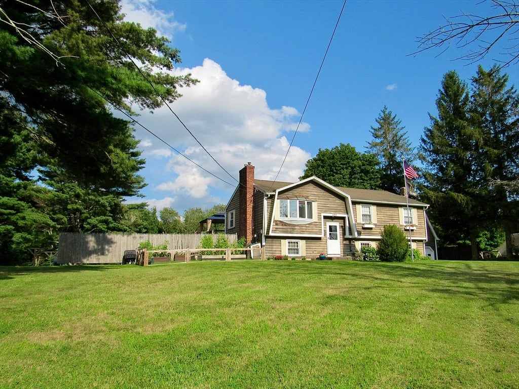 595 Lebanon Hill Rd