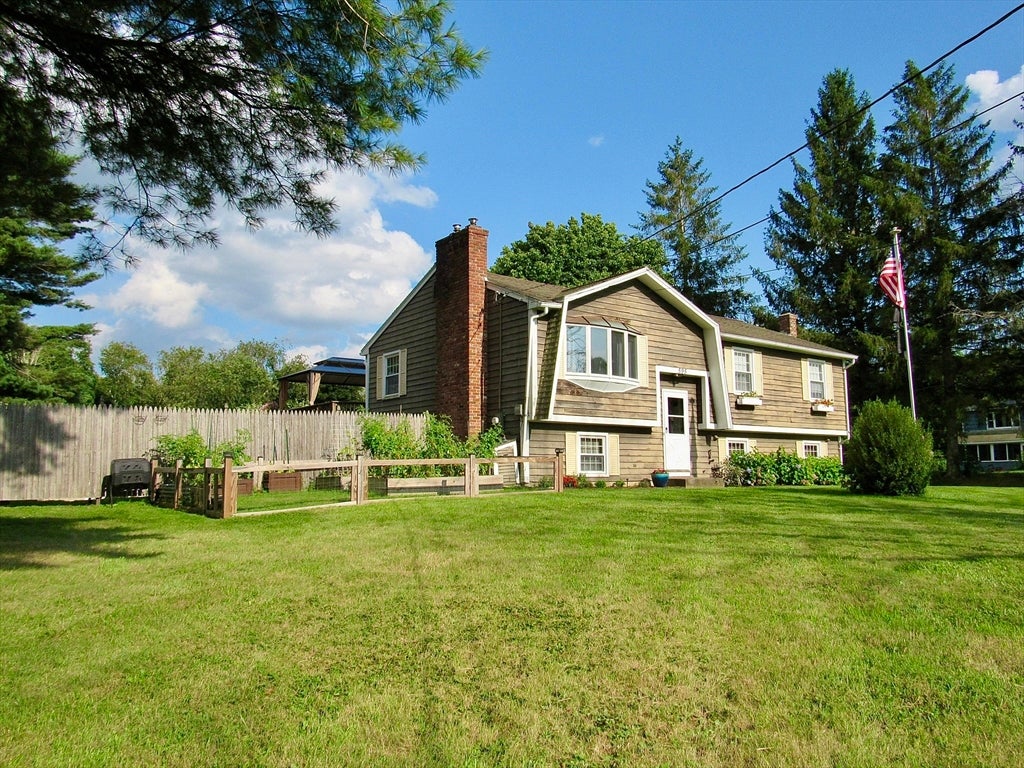 595 Lebanon Hill Rd