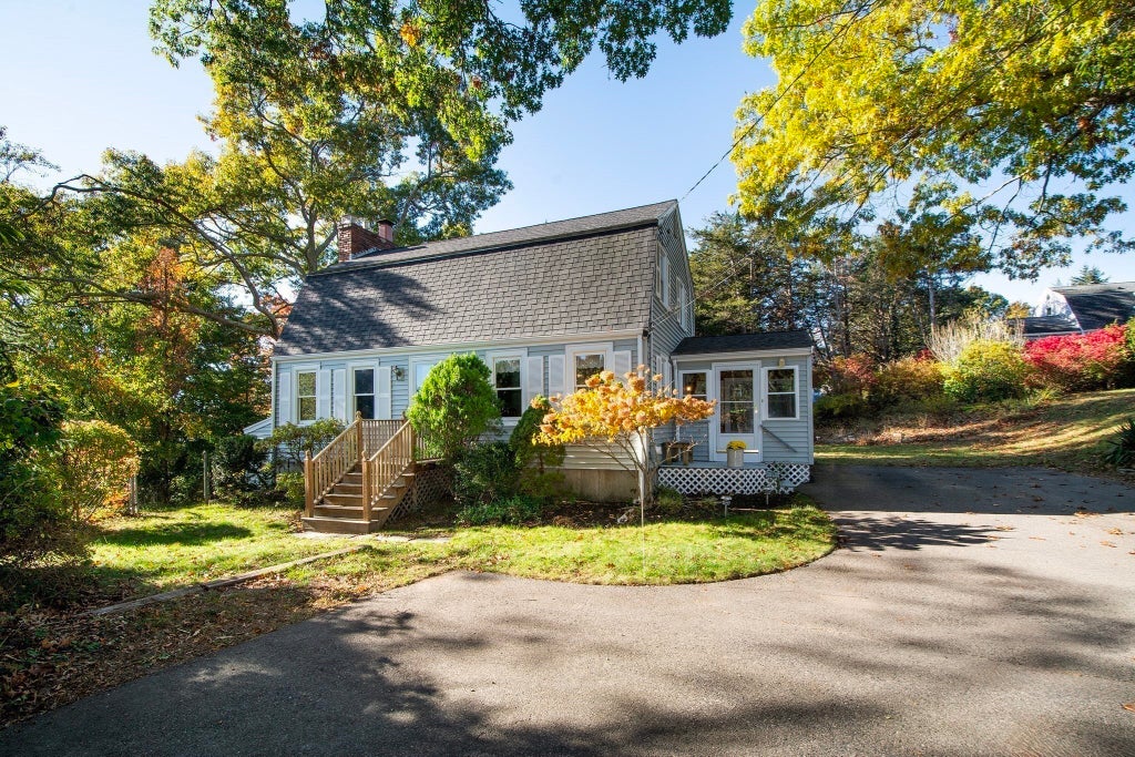 Photo of 17 Bernard Street, Marshfield, MA 02050 (MLS # 73595407)