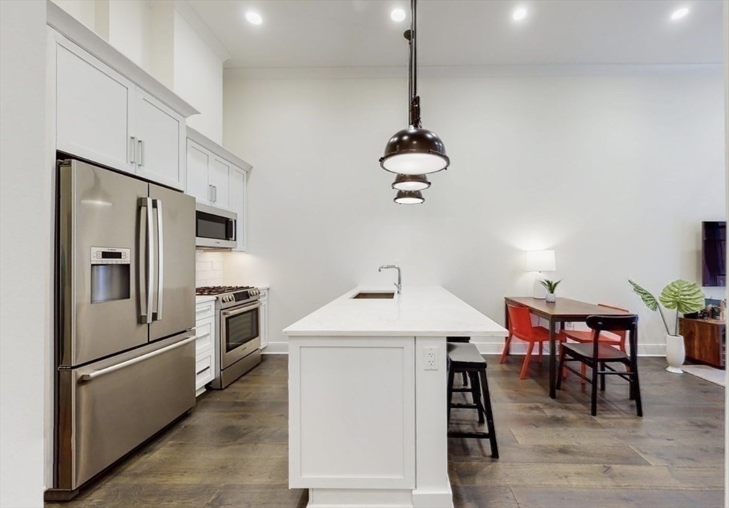 353 Summer St #104, Somerville, MA Photo #8