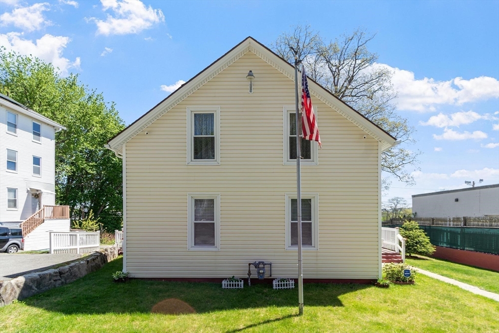 28 Lakewood St, Worcester, MA, 28 Lakewood St, Worcester, MA Photo #2