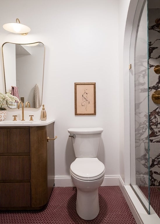 7 Crombie St #10, Salem, MA Photo #19