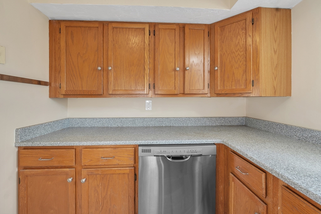327 Plantation St 305