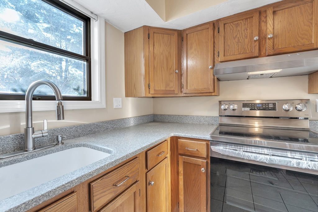 327 Plantation St 305