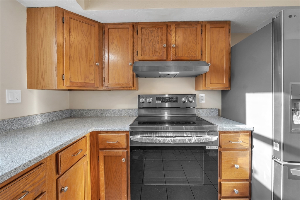 327 Plantation St 305