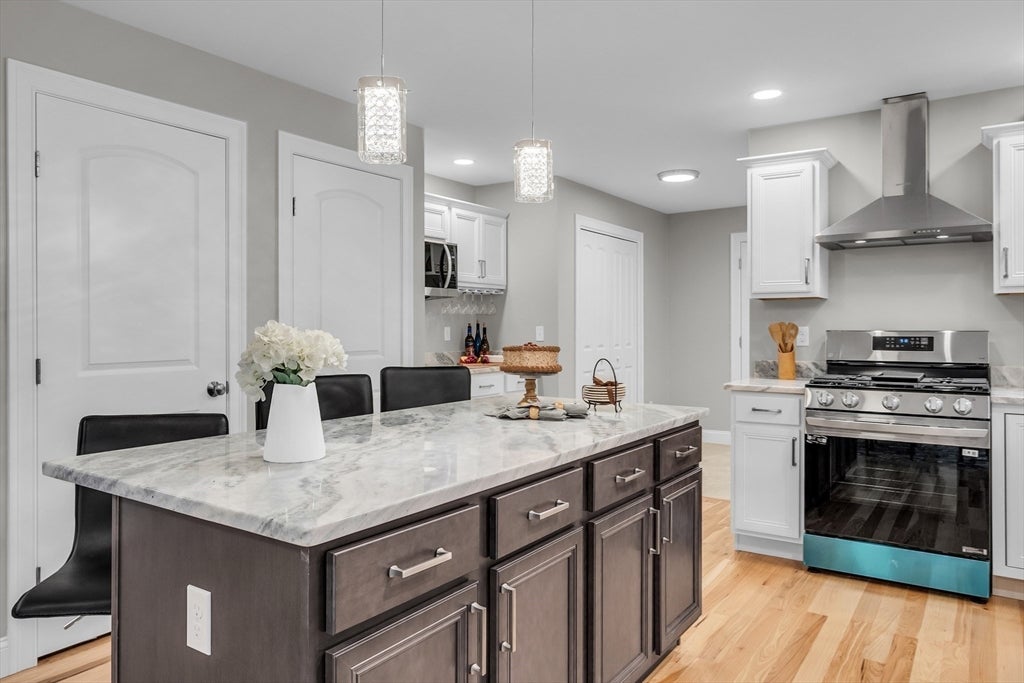 501 Alpine Rd Applewood, Fitchburg, MA Photo #13