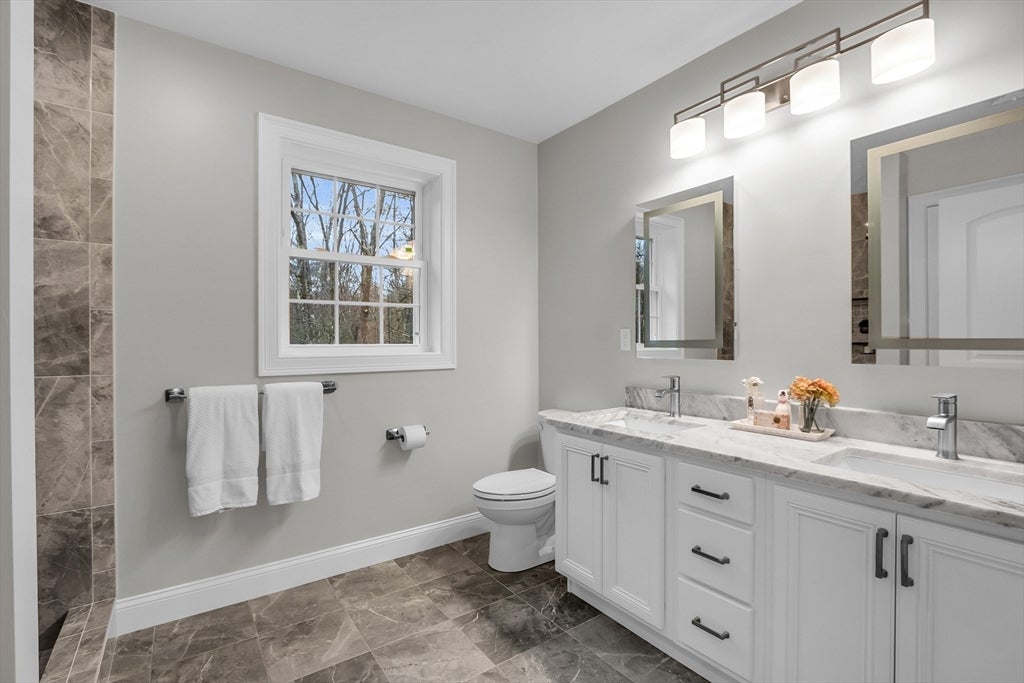 501 Alpine Rd Applewood, Fitchburg, MA Photo #7