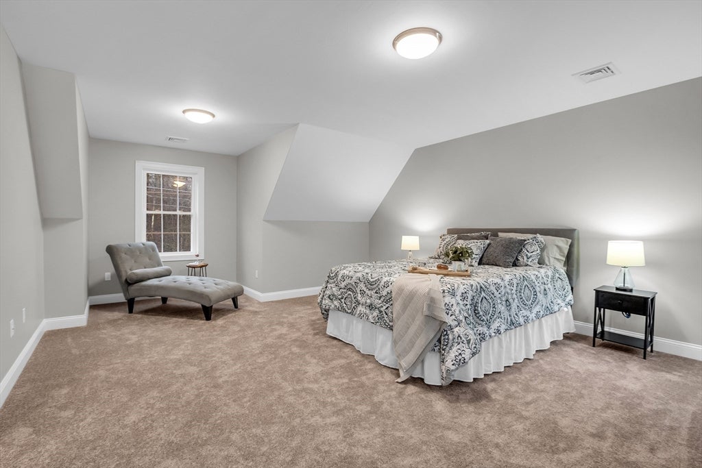 501 Alpine Rd Applewood, Fitchburg, MA Photo #6