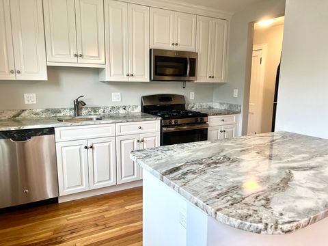 98 Dean Street 2 Norwood MA 02062