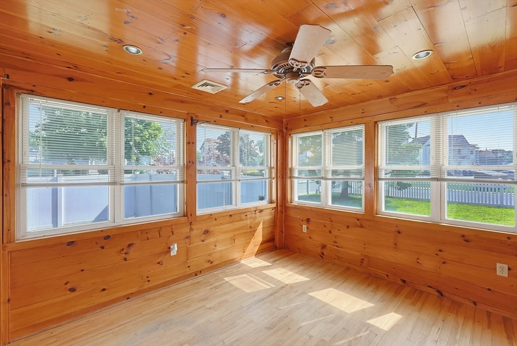 30 Lloyd St, Blackstone, MA, 30 Lloyd St, Blackstone, MA Photo #9