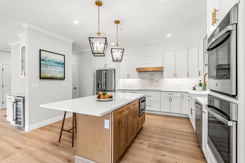 7 Whitman Circle 7