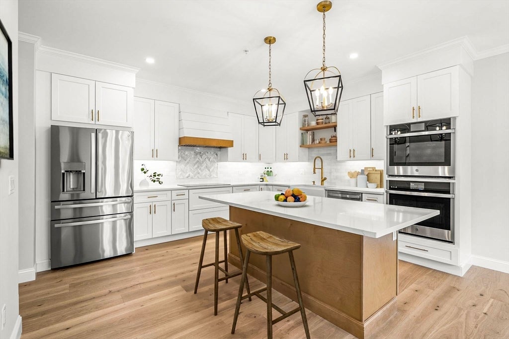 7 Whitman Circle 7