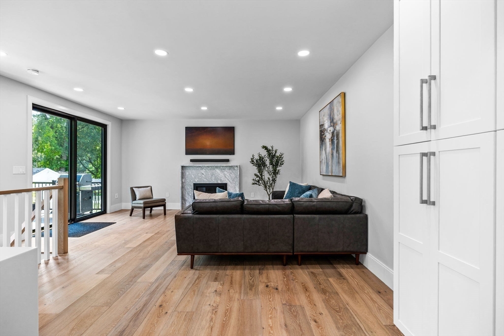 83 Winter St