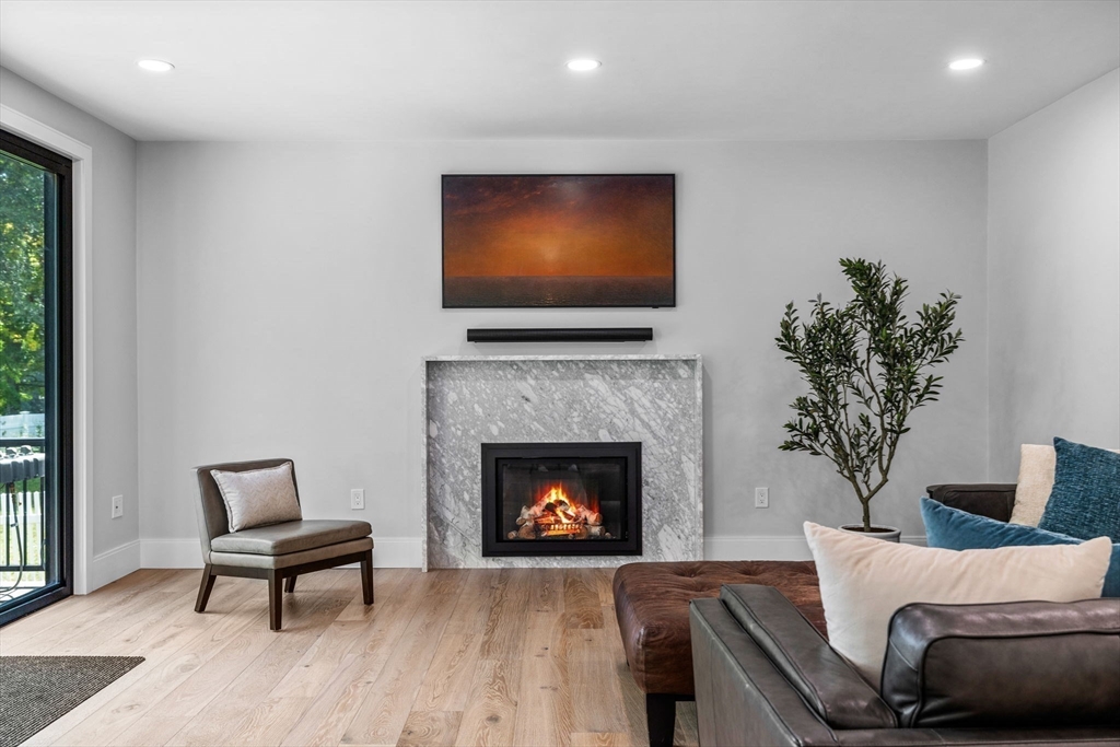 83 Winter St