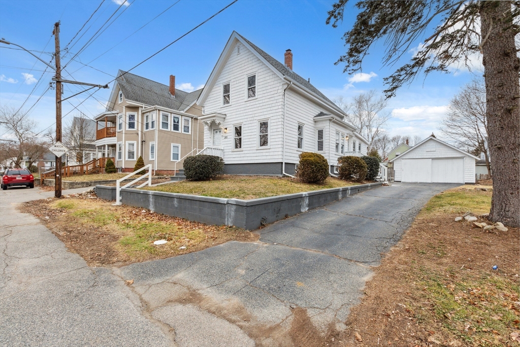 201 Keith Ave Ext