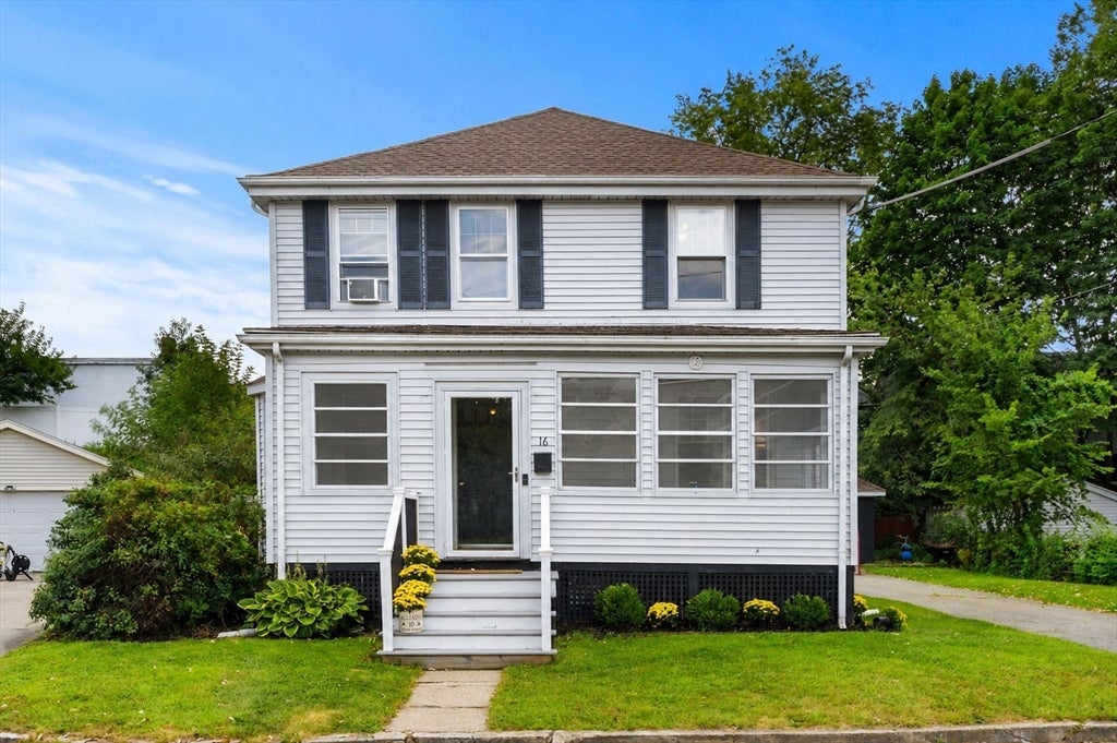16 Maple Ave, Danvers, MA Photo #2