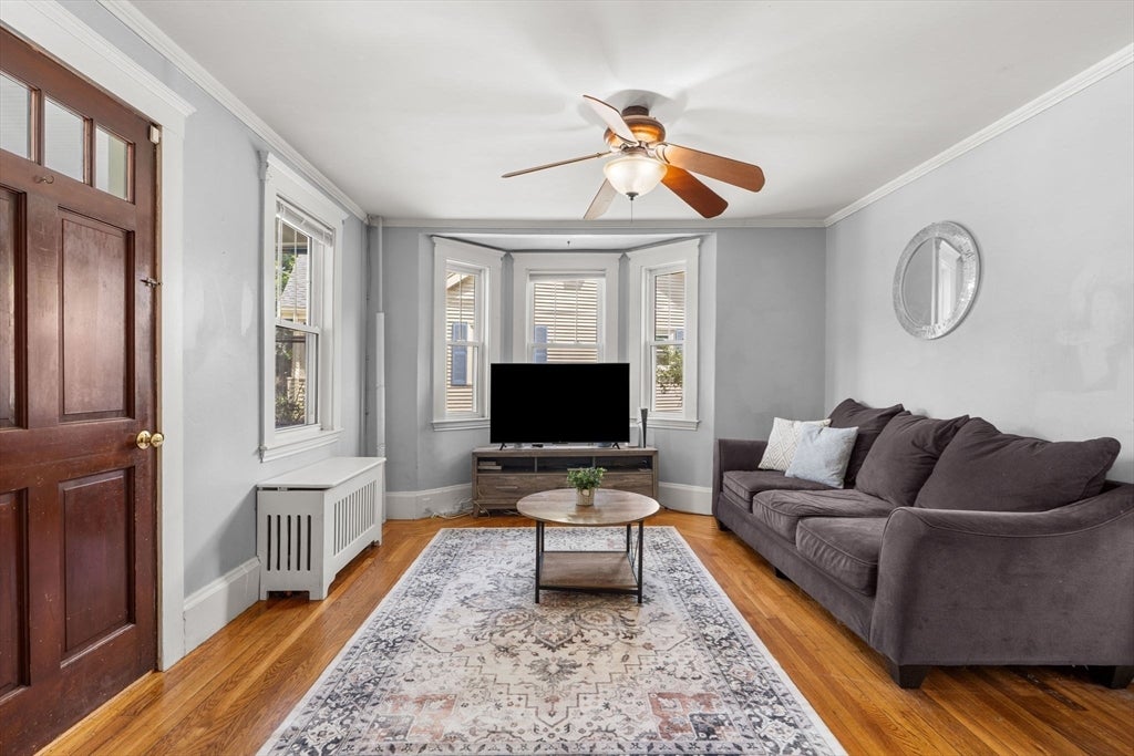 16 Maple Ave, Danvers, MA Photo #4
