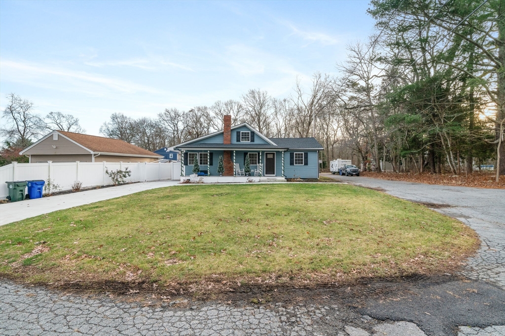 81 Greenleaf St