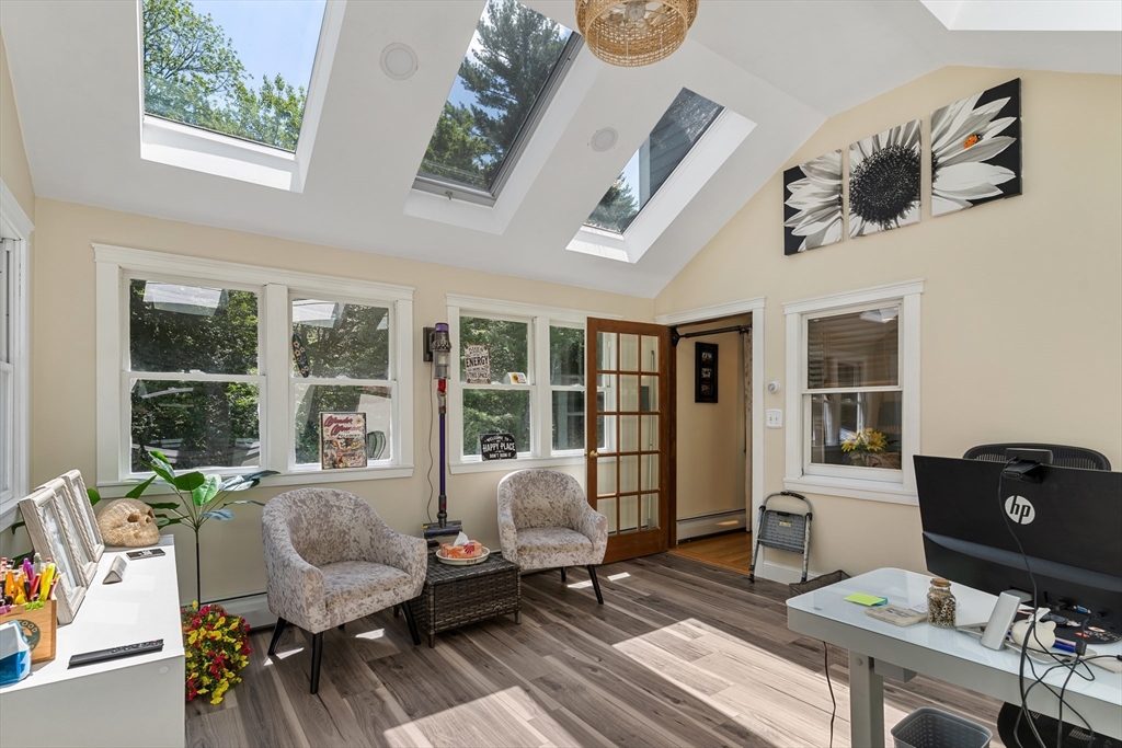 229 Tispaquin St, Middleboro, MA Photo #20