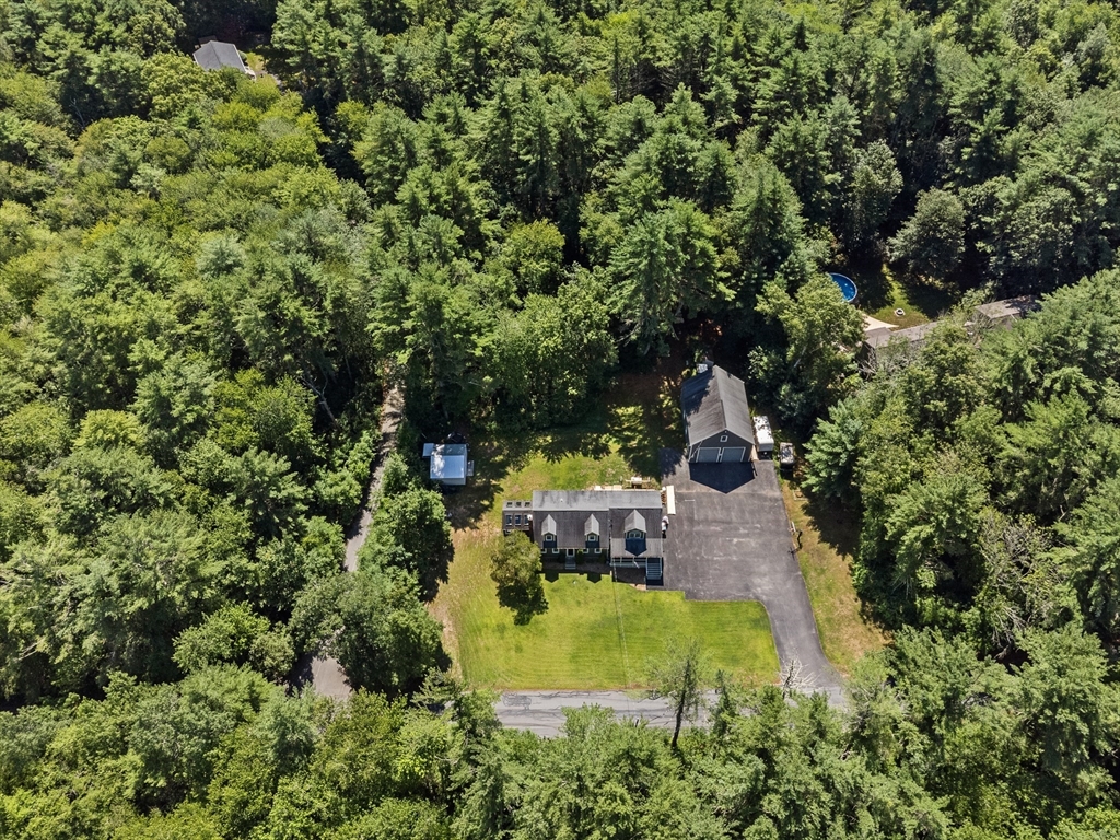 229 Tispaquin St, Middleboro, MA Photo #37