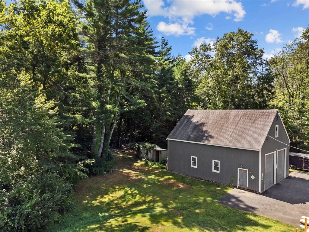 229 Tispaquin St, Middleboro, MA Photo #34