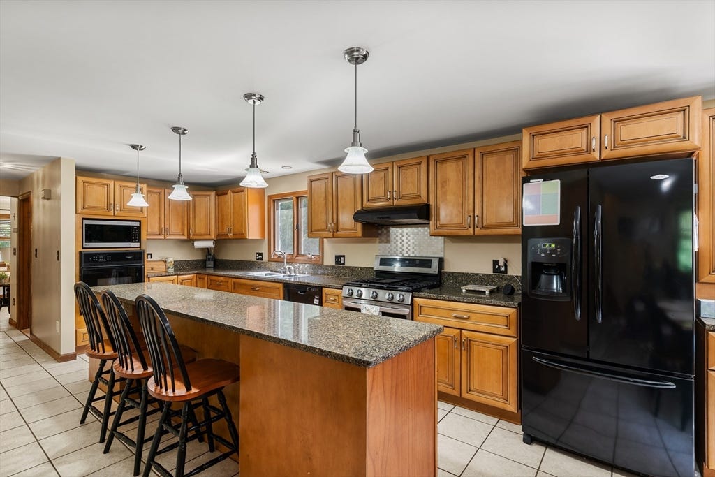 Photo of 229 Tispaquin St, Middleboro, MA 02346 (MLS # 73555359)