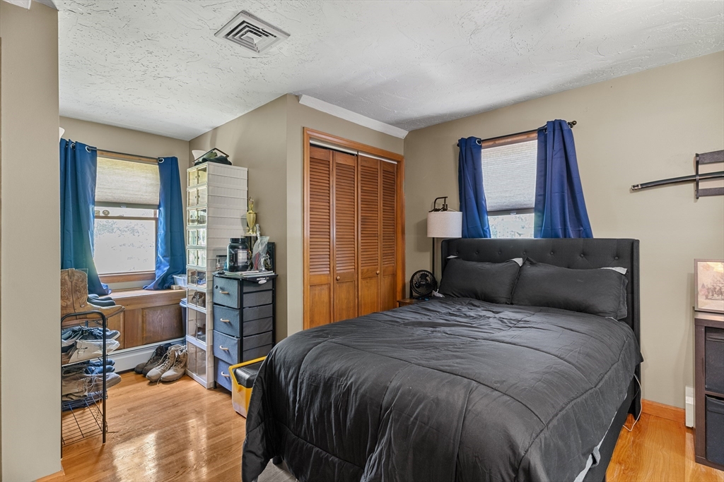 229 Tispaquin St, Middleboro, MA Photo #29