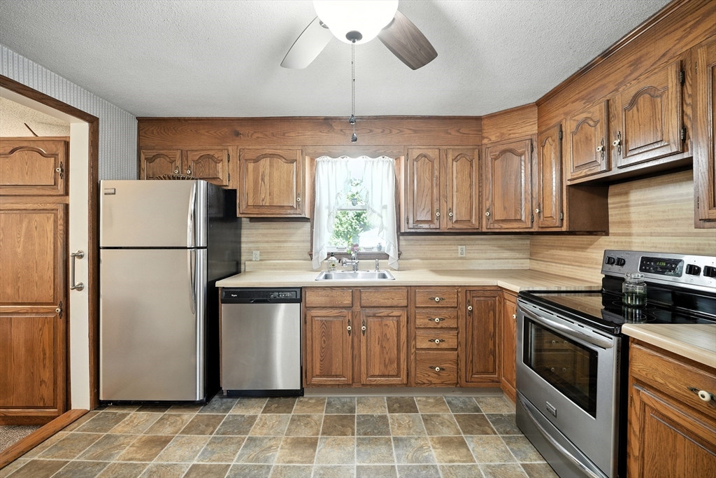 85 Fairview St