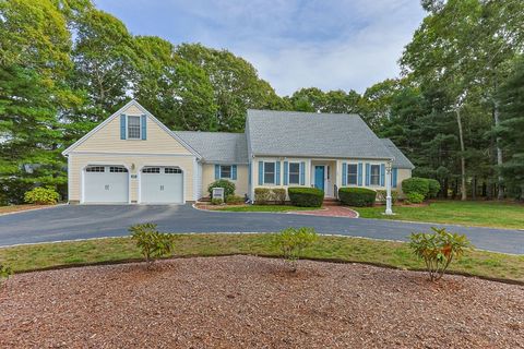 25 Sturbridge Dr Barnstable MA 02655