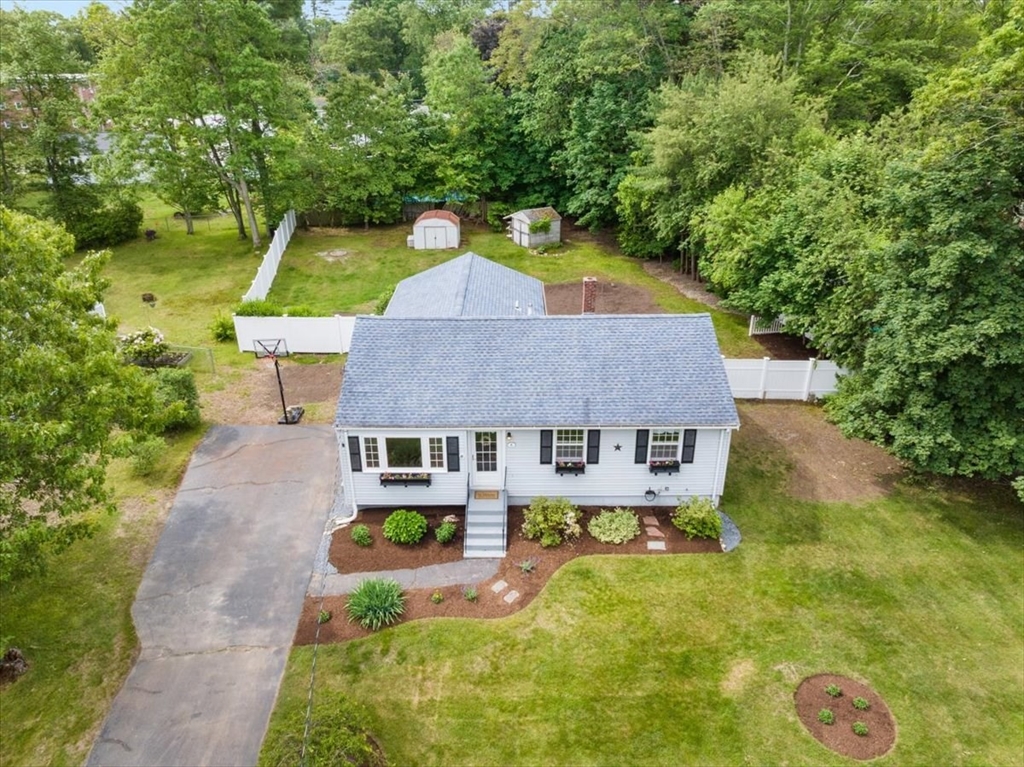 6 Karen Ave