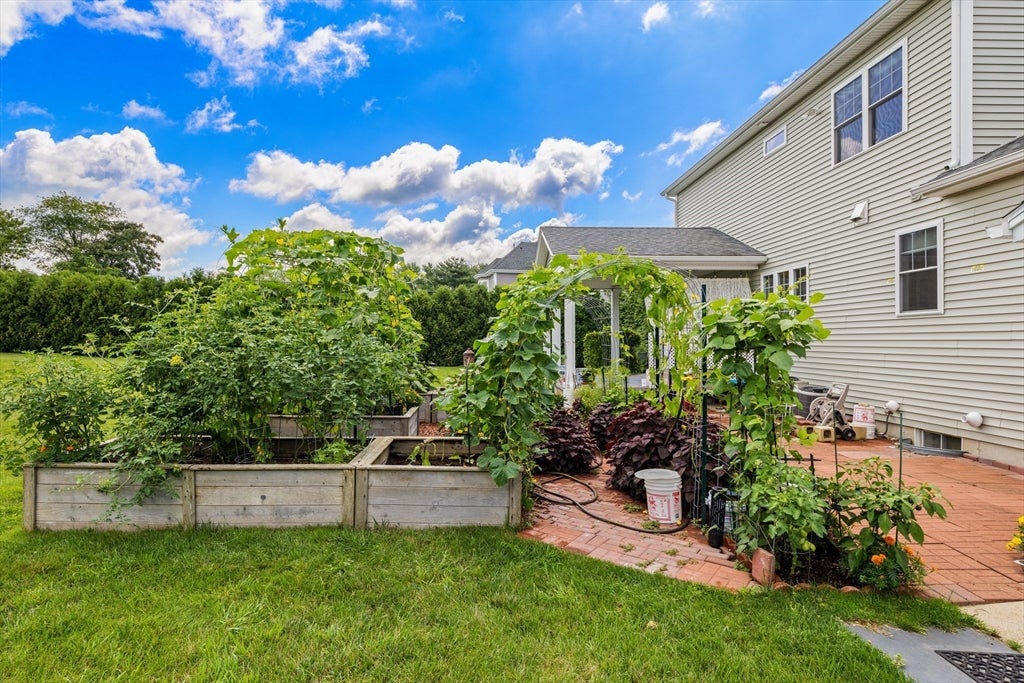 11 Aubin St, Seekonk, MA, 11 Aubin St, Seekonk, MA Photo #38
