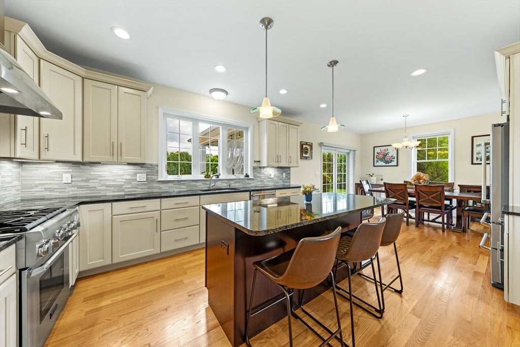 11 Aubin St, Seekonk, MA, 11 Aubin St, Seekonk, MA Photo #4