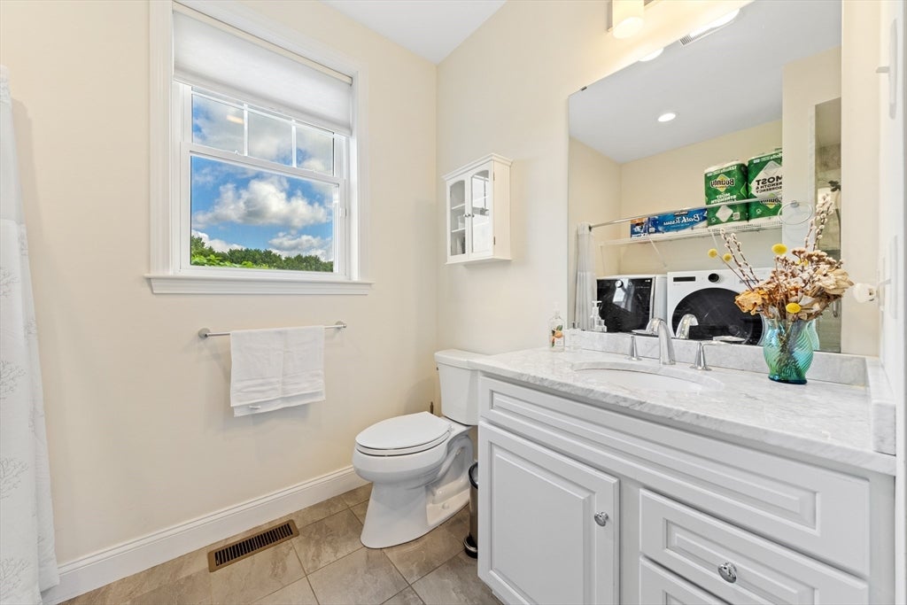 11 Aubin St, Seekonk, MA, 11 Aubin St, Seekonk, MA Photo #20