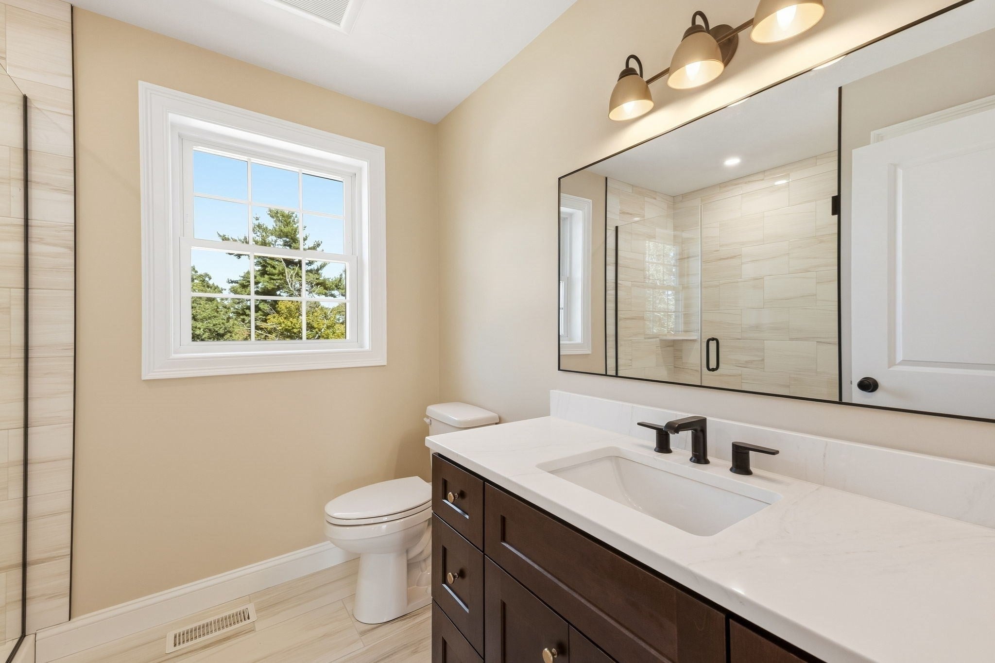 15 Reardon Rd, Billerica, MA Photo #26