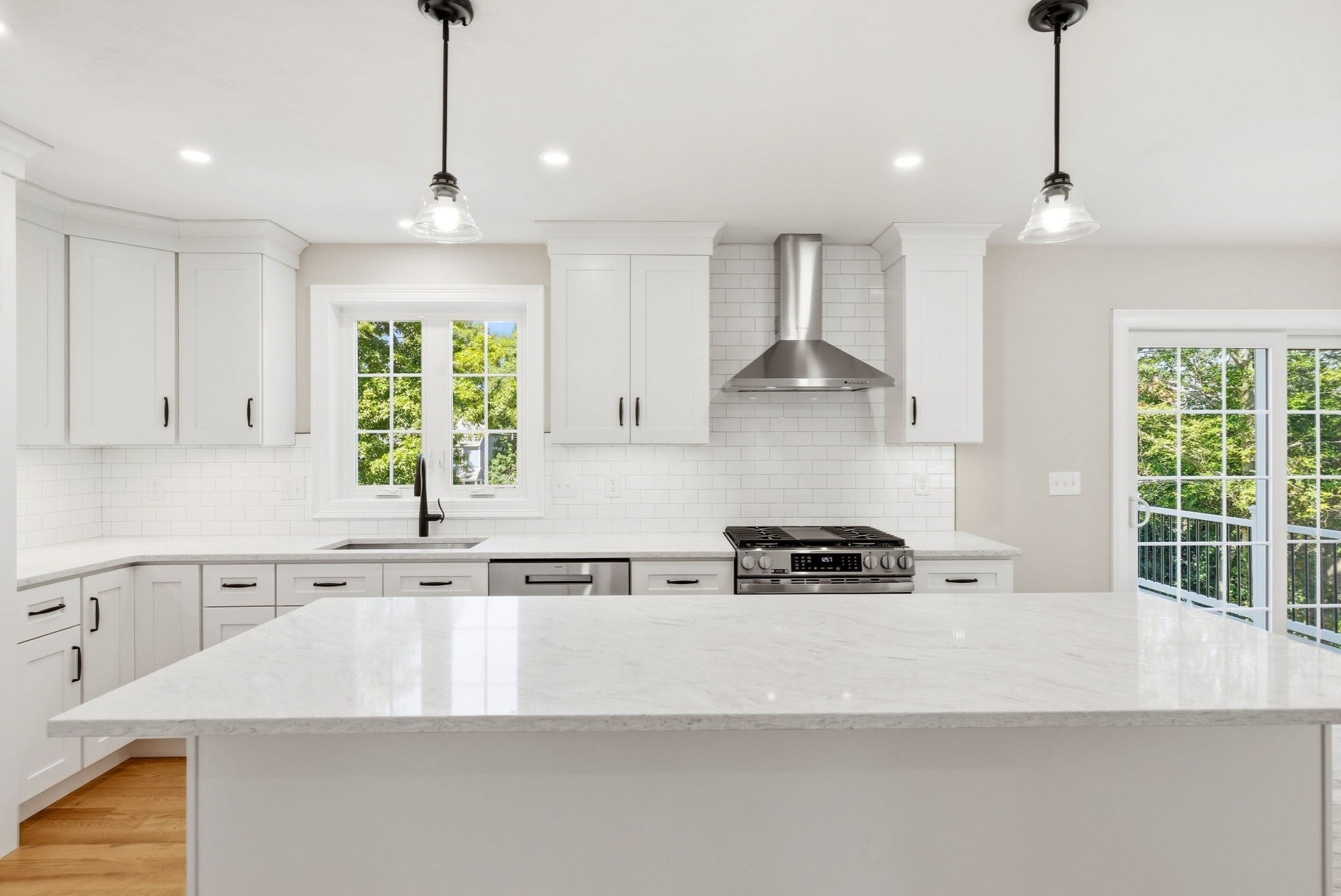 15 Reardon Rd, Billerica, MA Photo #9