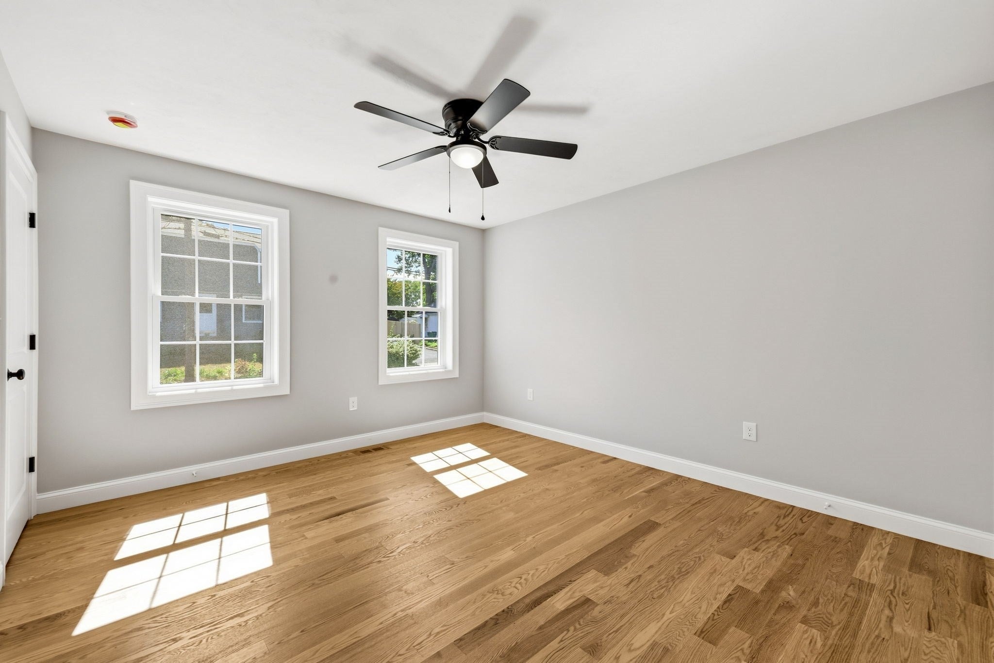15 Reardon Rd, Billerica, MA Photo #42