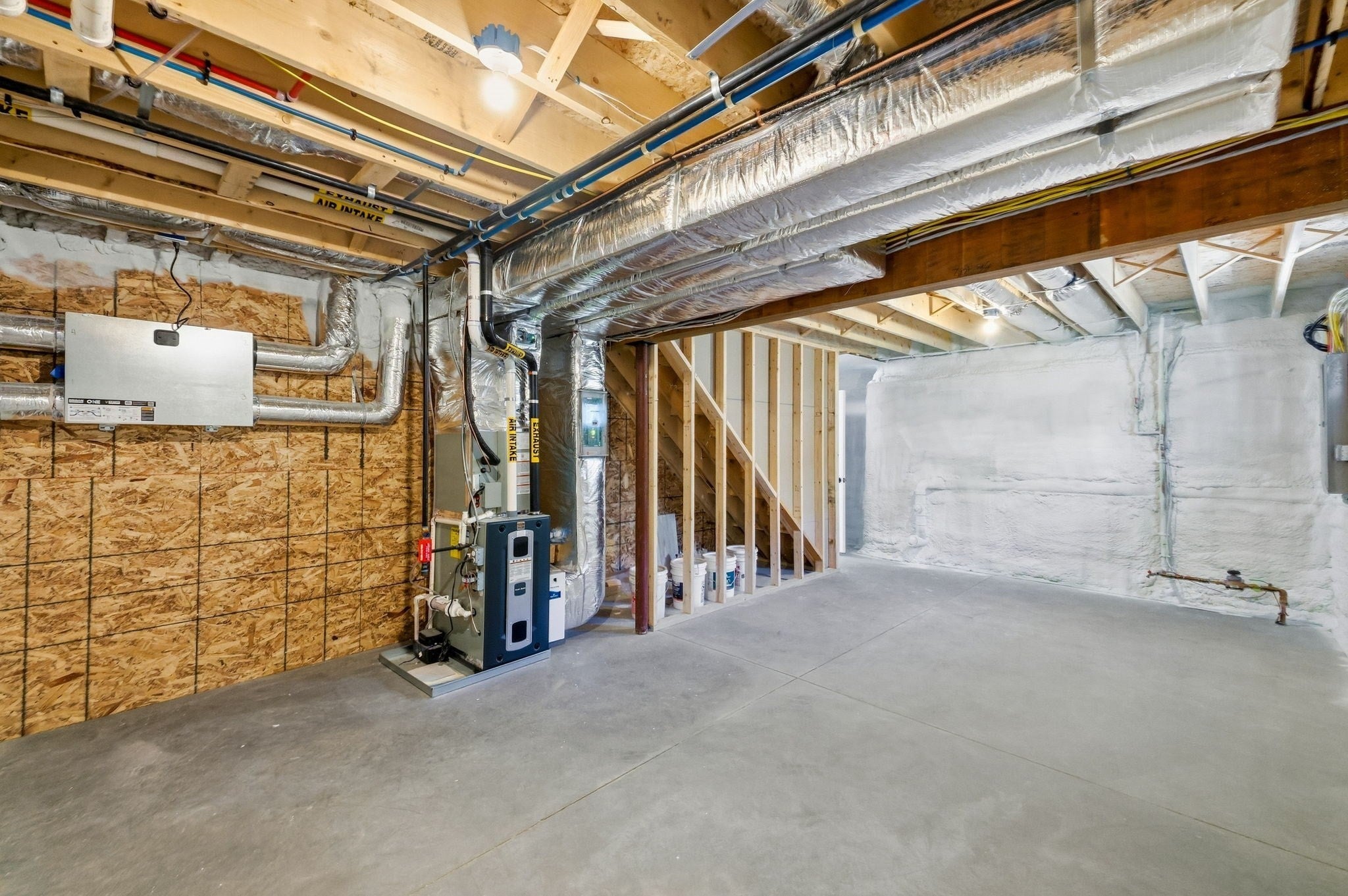 15 Reardon Rd, Billerica, MA Photo #36